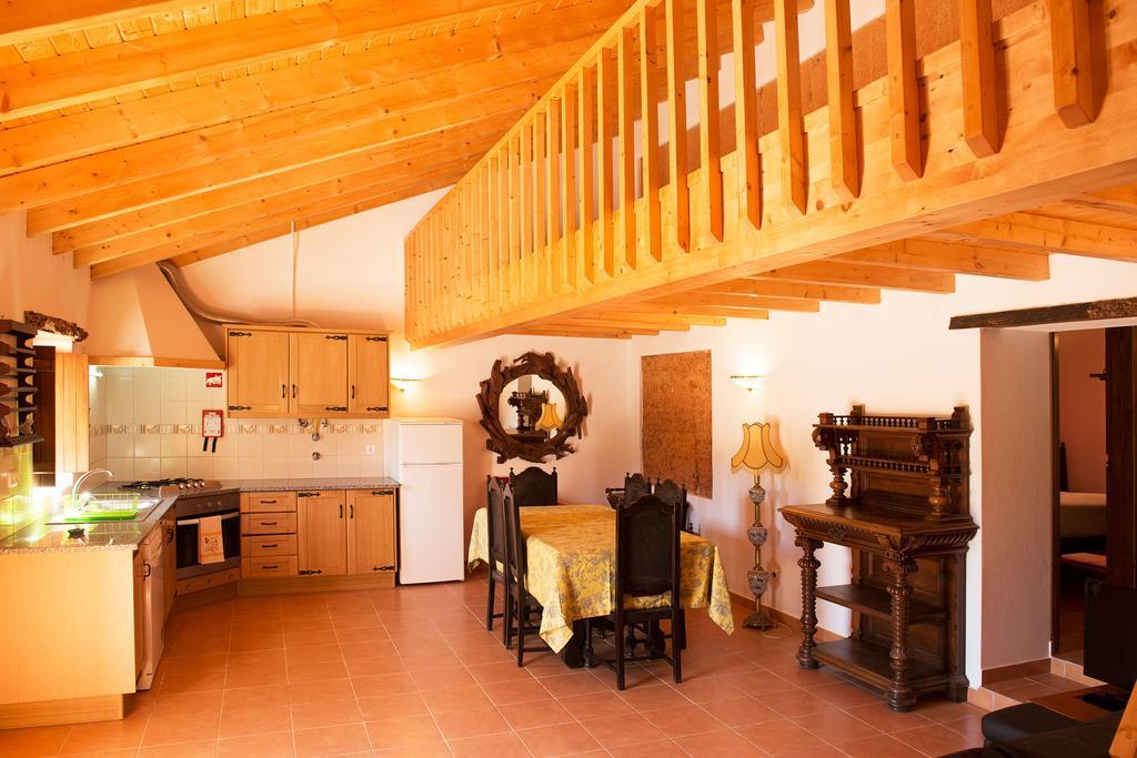 Recanto Da Ribeira Casas De Campo Monchique Oda fotoğraf
